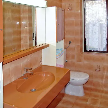 Roberta - Lbn408 By Interhome *